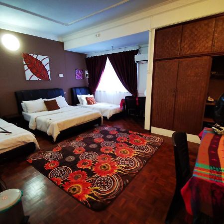 Dou Houz Gurney Hotel George Town Eksteriør billede
